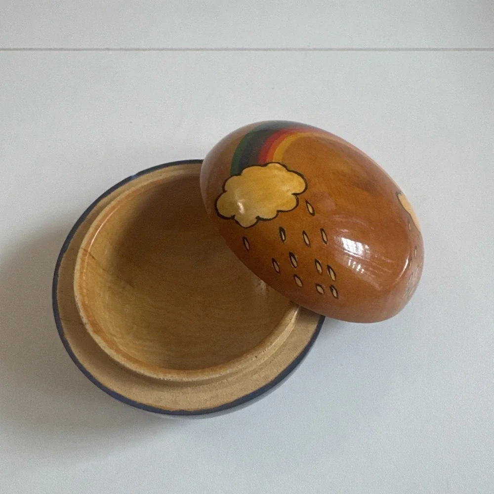 Vintage Small Round Laquer Wooden Hand Painted Trinket Box Rainbow Made In India